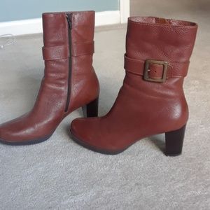 La Canadienne Boots